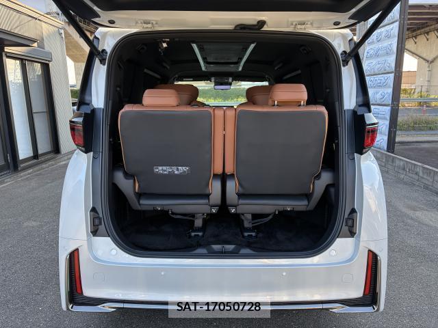 Toyota VELLFIRE 2026-02 8007135-9