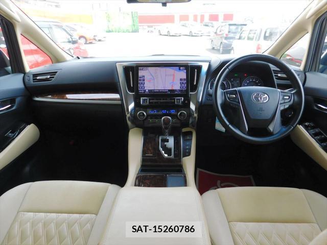 Toyota VELLFIRE 2019-04 8007185-2