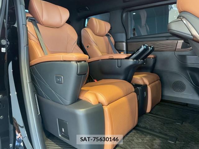 Toyota VELLFIRE 2025-11 8007518-6