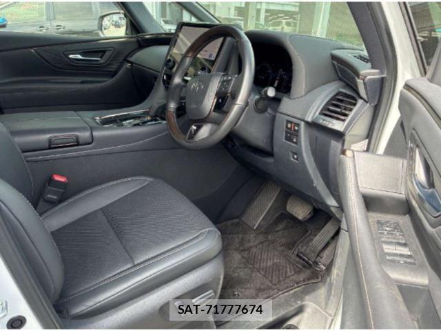 Toyota VELLFIRE 2025-08 8007977-2