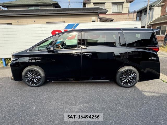 Toyota VELLFIRE 2024-03 8009809-18