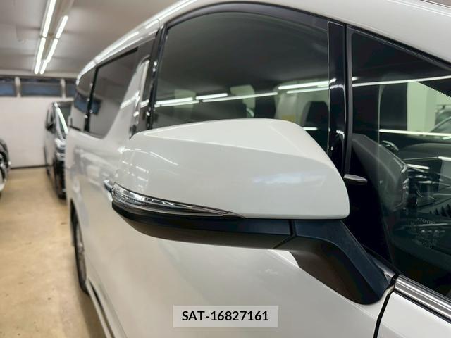 Toyota VELLFIRE 2021-02 8009866-17