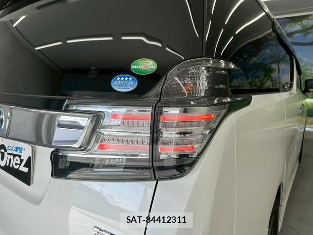 Toyota VELLFIRE 2016-08 8009867-14
