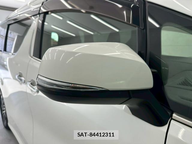 Toyota VELLFIRE 2016-08 8009867-16
