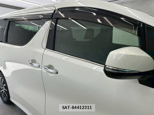 Toyota VELLFIRE 2016-08 8009867-6