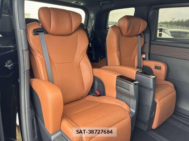 Toyota VELLFIRE 2024-10 8010242-4