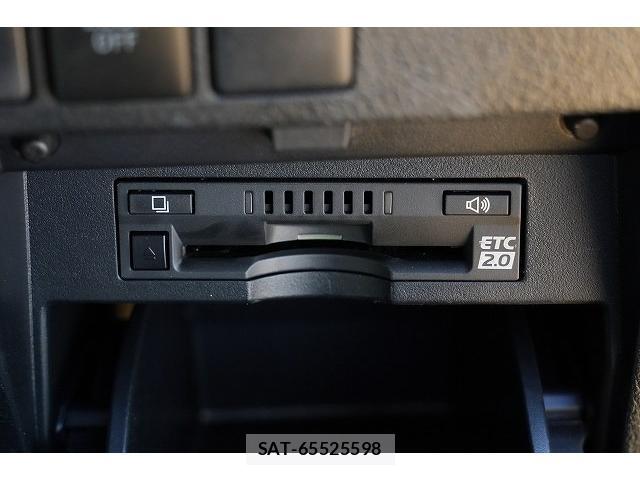 Toyota VELLFIRE 2017-11 8010397-6