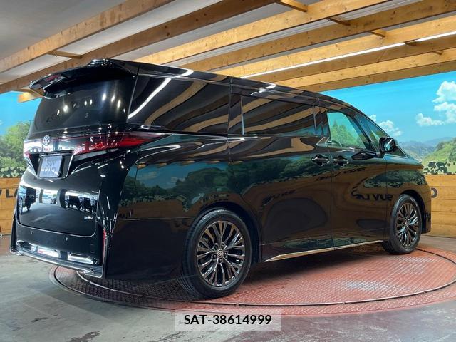 Toyota VELLFIRE 2024-01 8010515-16