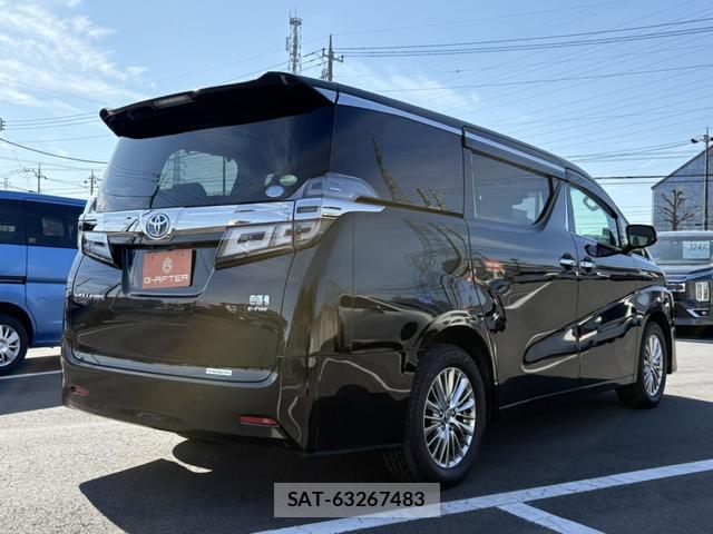 Toyota VELLFIRE 2019-02 8010770-10