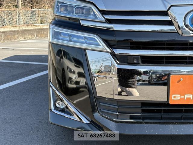 Toyota VELLFIRE 2019-02 8010770-13