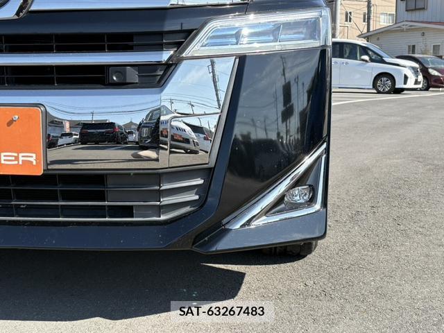 Toyota VELLFIRE 2019-02 8010770-16