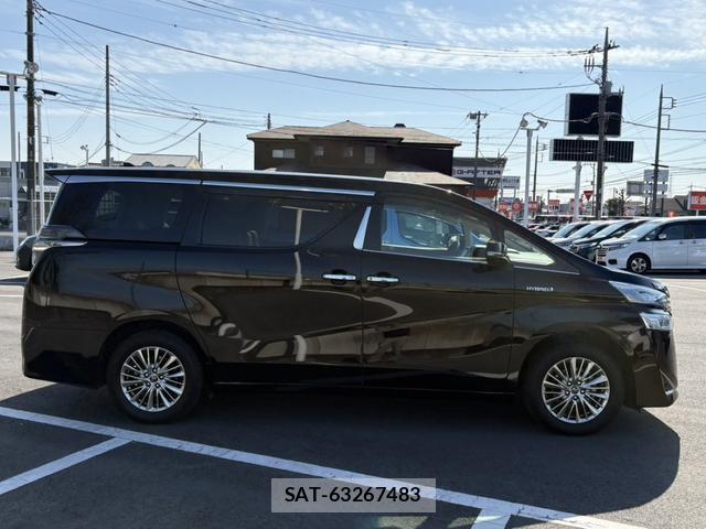 Toyota VELLFIRE 2019-02 8010770-2