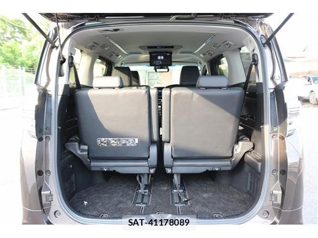 Toyota VELLFIRE 2018-06 8010798-15
