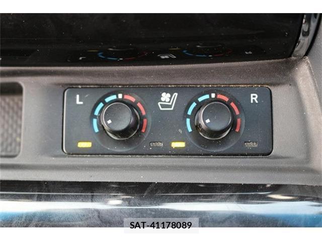 Toyota VELLFIRE 2018-06 8010798-4