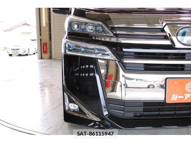 Toyota VELLFIRE 2018-03 8011281-17