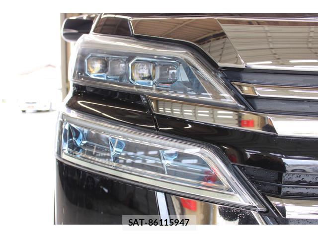 Toyota VELLFIRE 2018-03 8011281-18