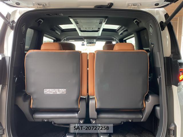 Toyota VELLFIRE 2024-10 8011445-17