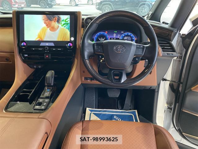 Toyota VELLFIRE 2024-03 8011446-14