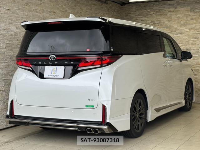 Toyota VELLFIRE 2024-02 8011483-2