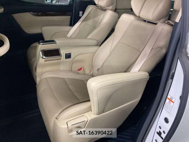 Toyota VELLFIRE 2019-01 8011549-6