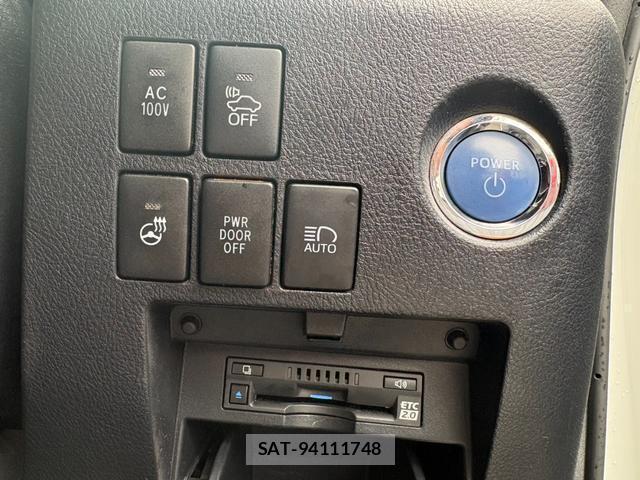 Toyota VELLFIRE 2018-04 8011578-12