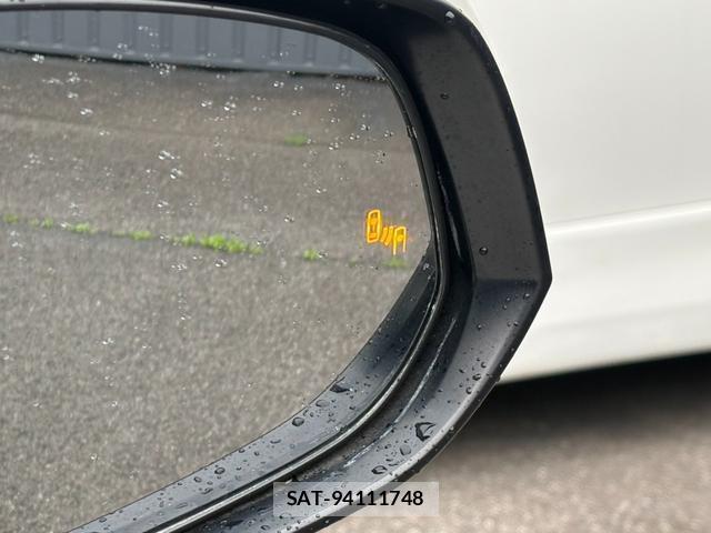 Toyota VELLFIRE 2018-04 8011578-14