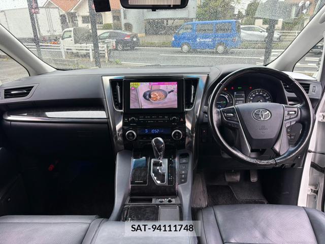Toyota VELLFIRE 2018-04 8011578-4