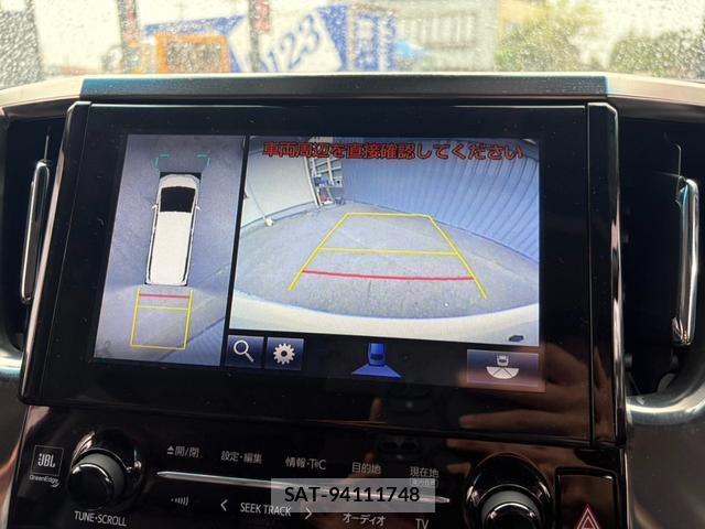 Toyota VELLFIRE 2018-04 8011578-7