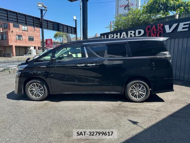 Toyota VELLFIRE 2019-07 8011580-15