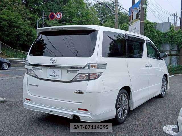 Toyota VELLFIRE 2014-03 8003597-4