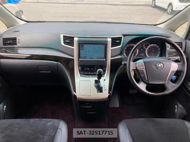 Toyota VELLFIRE 2013-12 8003617-1