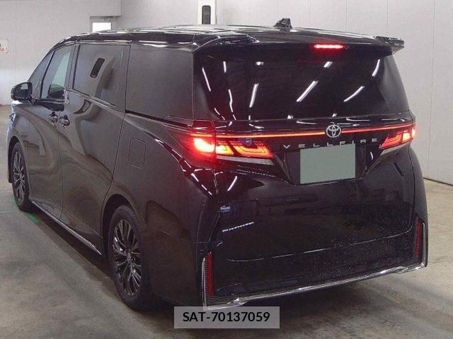 Toyota VELLFIRE 2026-03 8004258-1