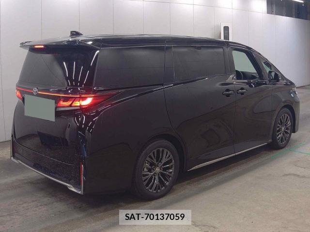 Toyota VELLFIRE 2026-03 8004258-4