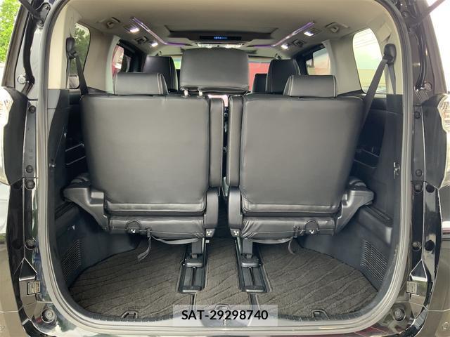 Toyota VELLFIRE 2017-04 8011478-16