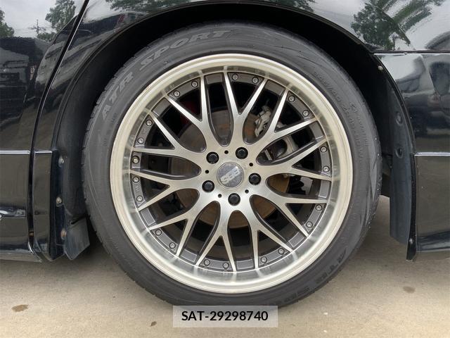 Toyota VELLFIRE 2017-04 8011478-18
