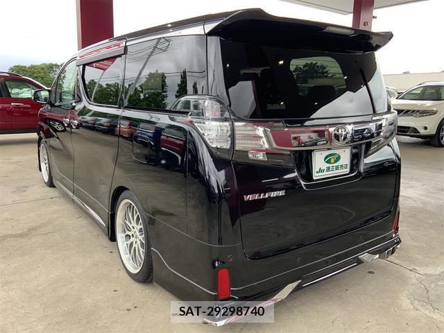 Toyota VELLFIRE 2017-04 8011478-7