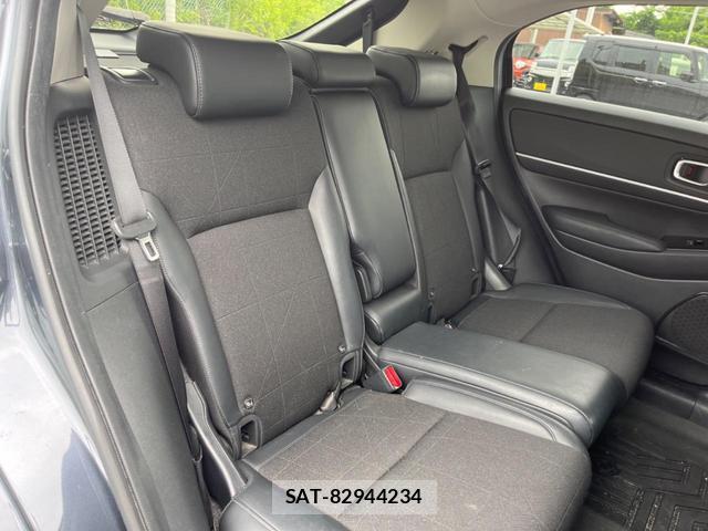 Honda VEZEL 2022-03 8003625-10