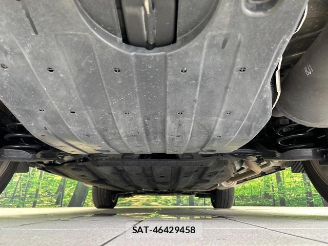 Honda VEZEL 2020-04 8004438-18