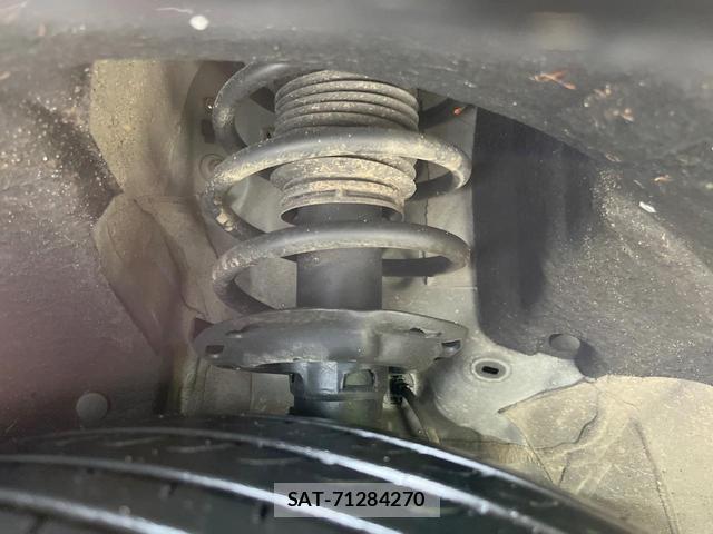 Honda VEZEL 2016-05 8005850-19