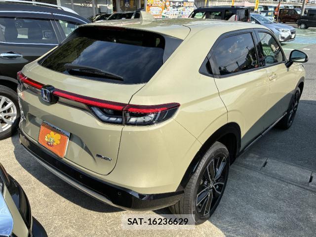 Honda VEZEL 2023-12 8006308-1