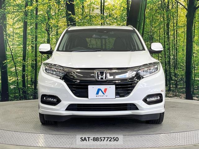 Honda VEZEL 2018-03 8006917-13