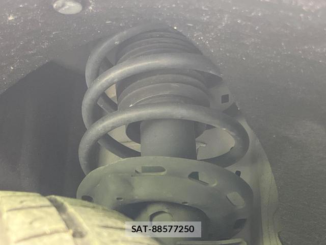 Honda VEZEL 2018-03 8006917-19