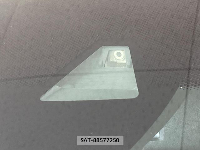 Honda VEZEL 2018-03 8006917-2
