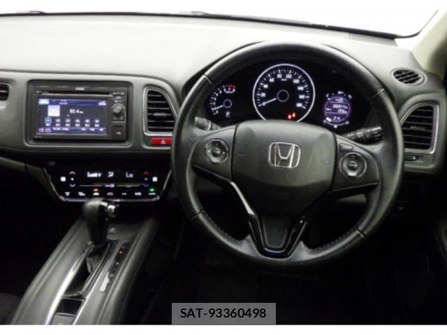 Honda VEZEL 2015-11 8008174-2