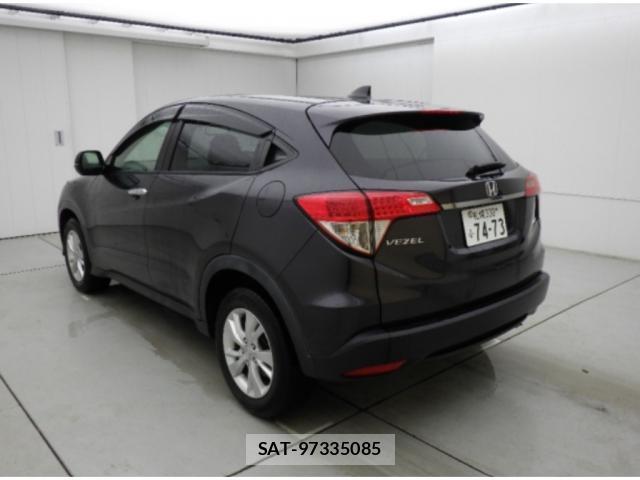 Honda VEZEL 2019-05 8008175-4