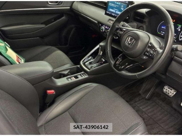 Honda VEZEL 2023-06 8008292-2