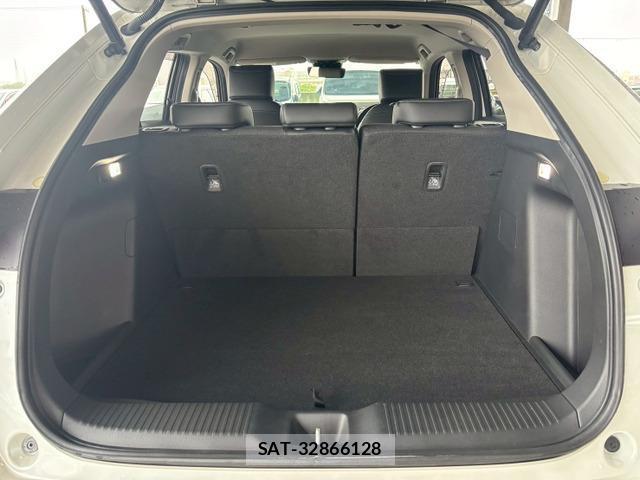 Honda VEZEL 2021-07 8008802-12