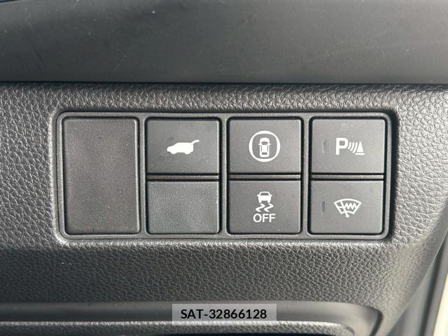 Honda VEZEL 2021-07 8008802-14