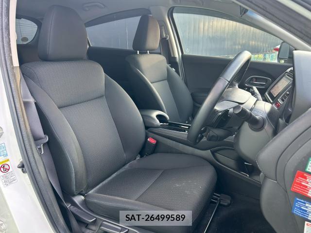 Honda VEZEL 2015-03 8008958-11