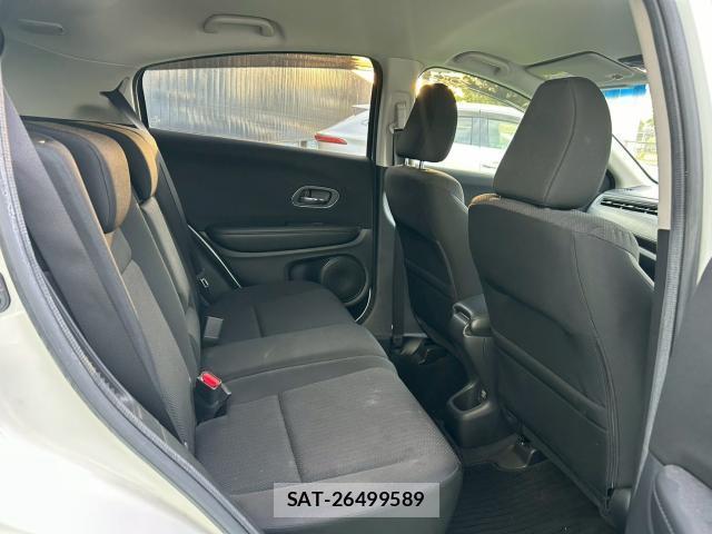 Honda VEZEL 2015-03 8008958-13